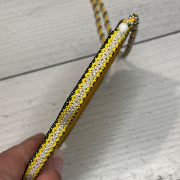 Handmade Seattle Sonics Beaded Pendant Necklace Green Yellow White Native Made - Picture 4 of 8